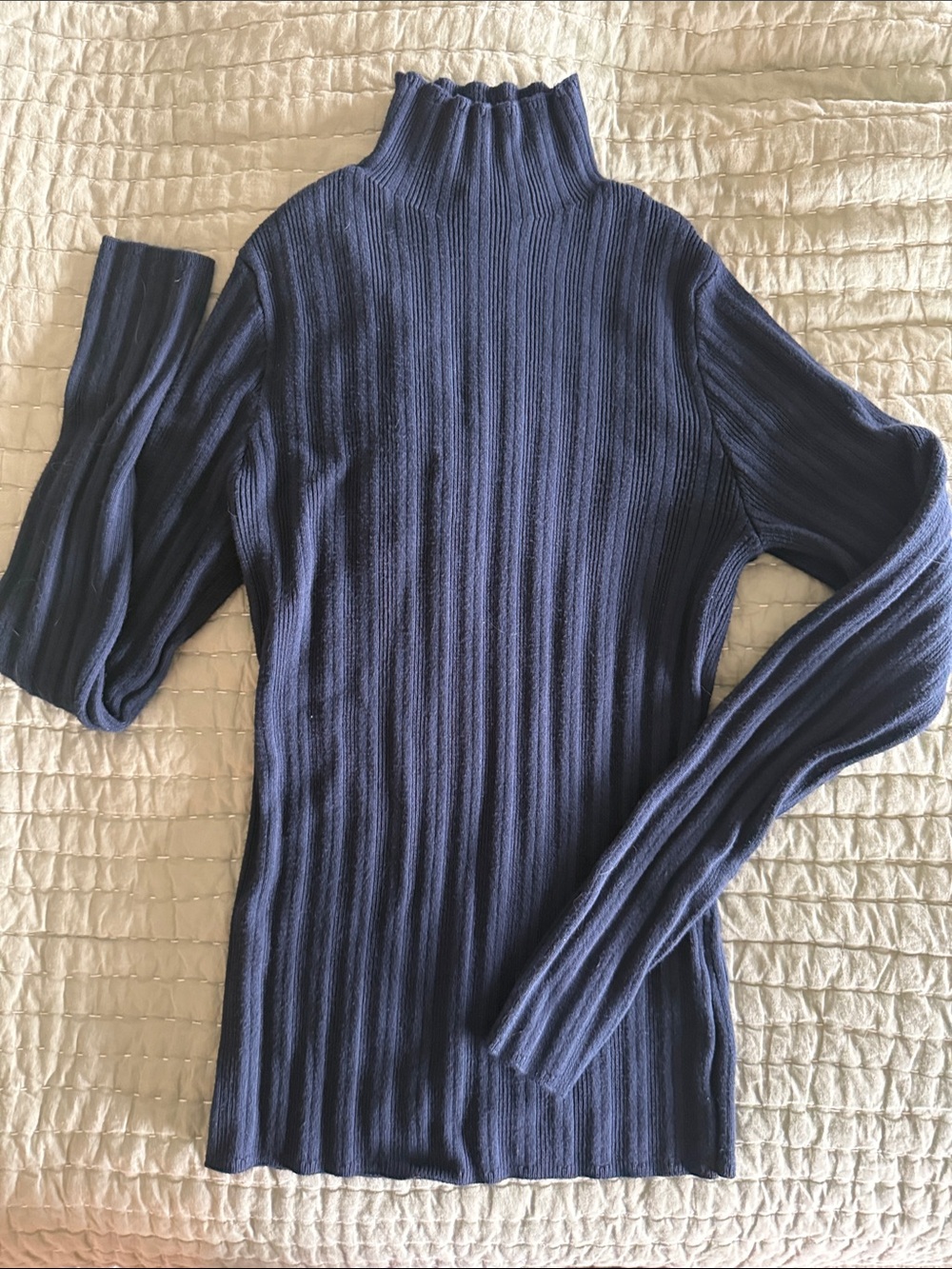 Abercrombie & Fitch Navy Ribbed Turtleneck Sweater
